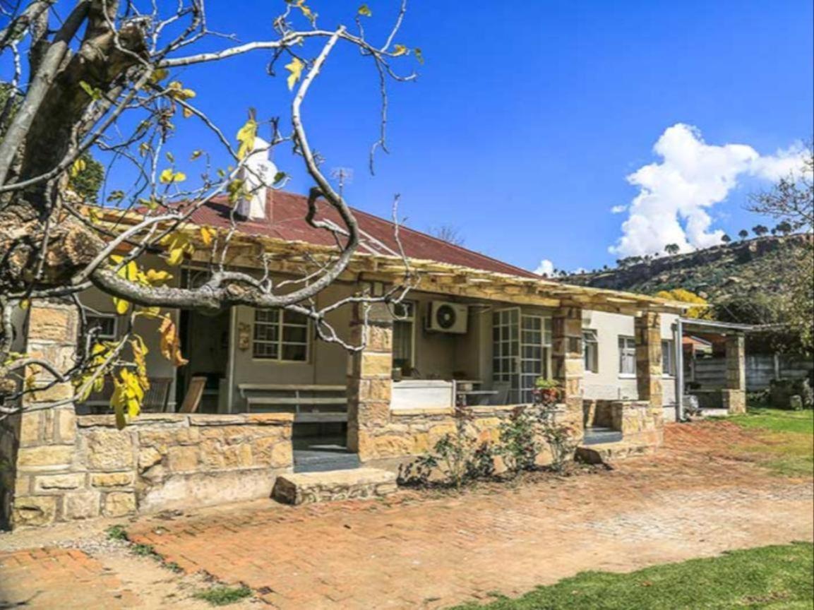 The Green Acorn Guest House Ficksburg Exterior foto